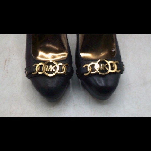 🌟New Listing Michael Kors Blk Pumps Women’s sz 6M - Picture 7 of 8
